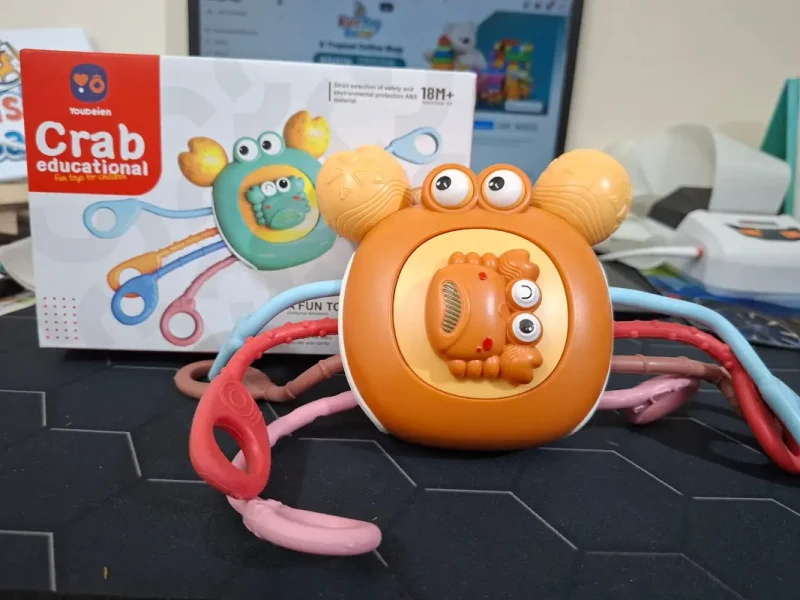Pull String Crab Sensory Rattle Toy - Image 8